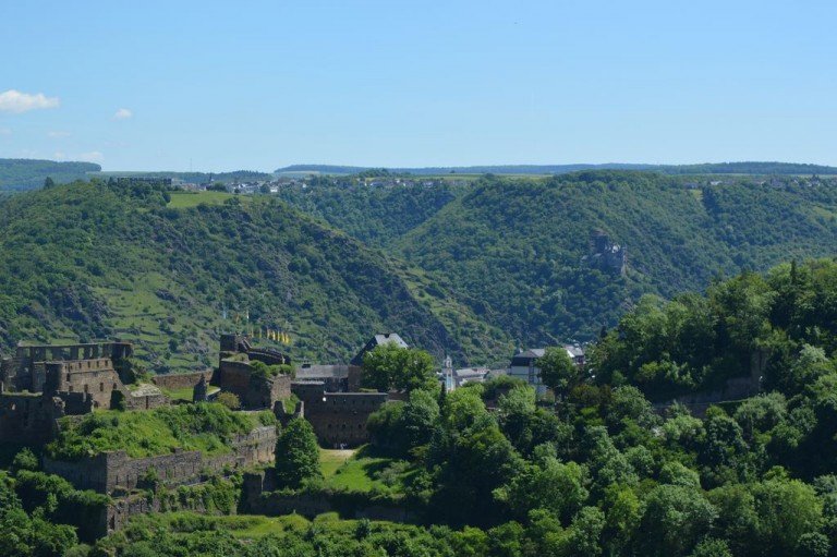 Lang Immobilien Consulting Oberwesel Dachgeschosswohnung Neurenovierte Dachgeschosswohnung in bevorzugter Lage