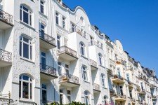 Hauptbild Wohn - und Gesch�ftshaus in zentraler Lage