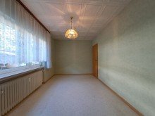 Schlafzimmer EG Freistehendes Zweifamilienhaus mit gro�em Potenzial in Kirn