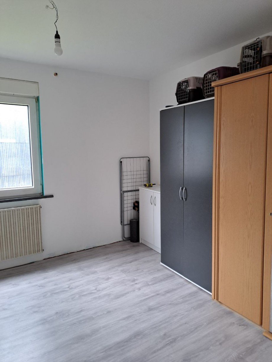 Zimmer Zweifamilienhaus Kappel