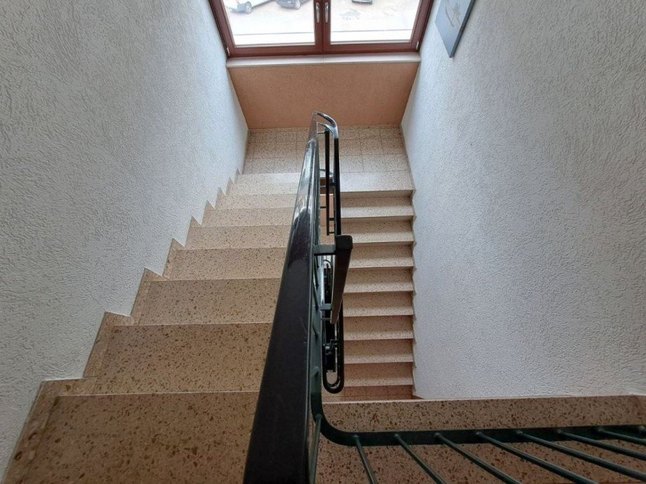 Treppenhaus Maisonettewohnung Rheinb�llen