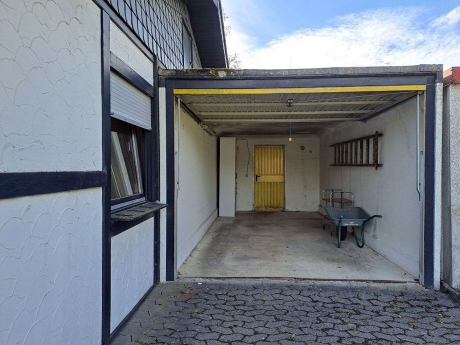 Garage Einfamilienhaus Rheinb�llen