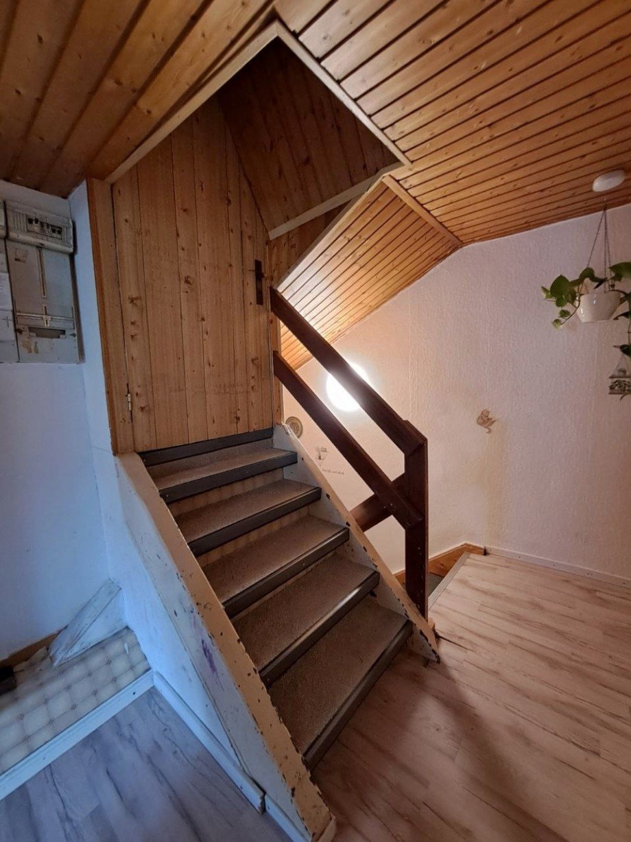 Treppenaufgang Dachgeschoss Einfamilienhaus Simmern