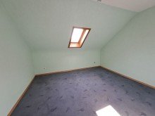 Zimmer 2 DG Freistehendes Zweifamilienhaus mit gro�em Potenzial in Kirn