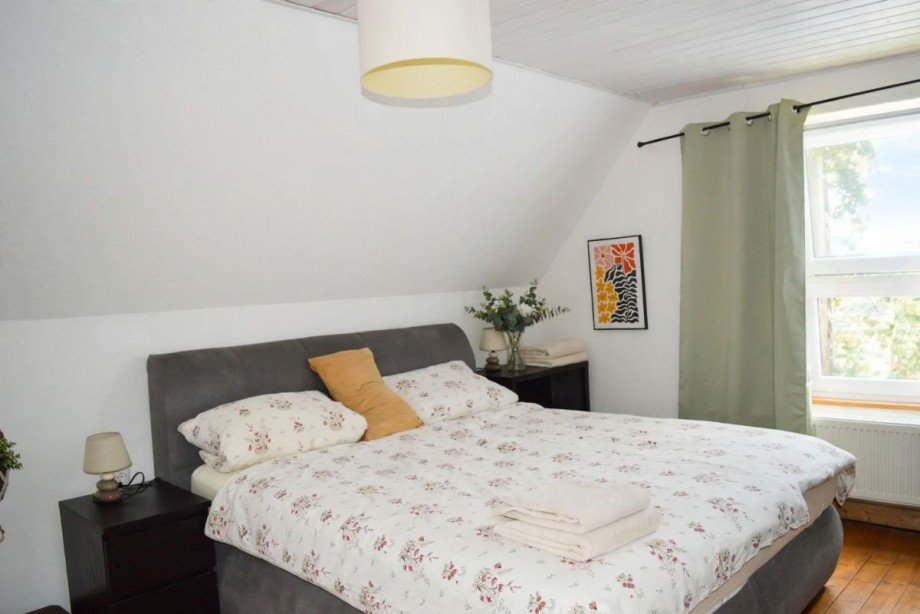 Schlafzimmer Einfamilienhaus Dillendorf