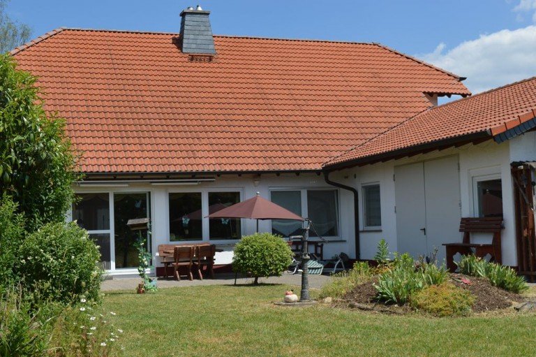 S�dansicht Gebroth Einfamilienhaus So macht Wohnen Freude! Idylle der Ruhe mit Sonnenterrasse und sch�ner Weitsicht