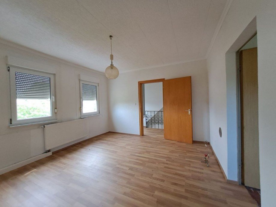 Zimmer 2 OG altes Haus Zweifamilienhaus Laubach