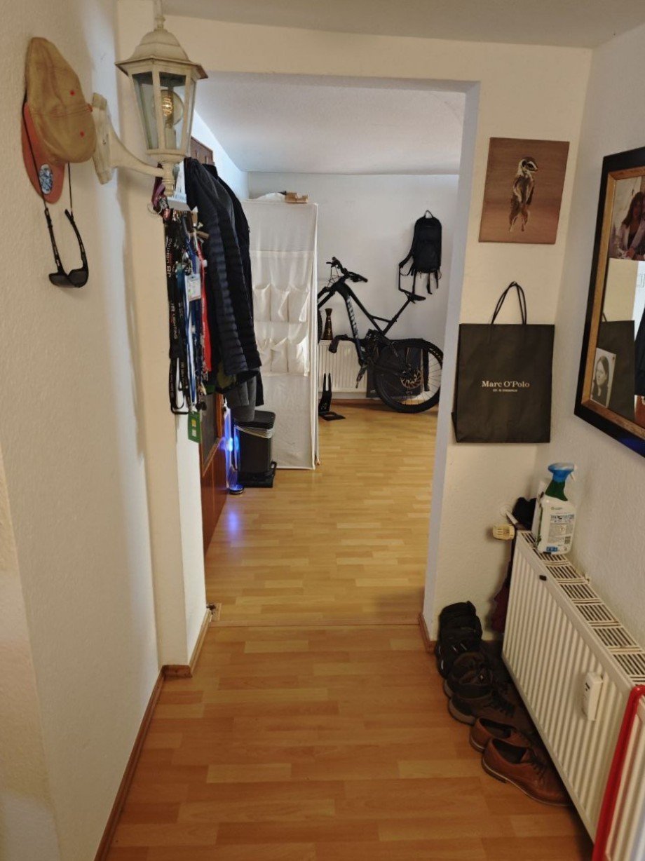 Flur OG Mehrfamilienhaus Kamp Bornhofen