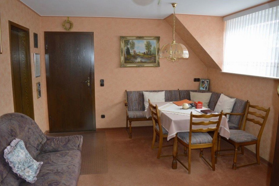 Essecke OG Erdgeschosswohnung Argenthal