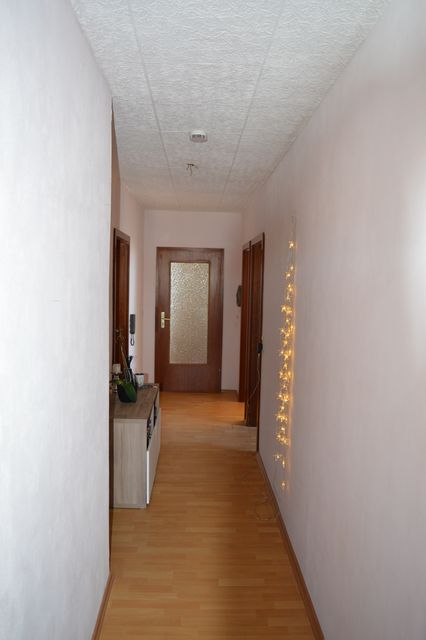 Flur Mietwohnung Mehrfamilienhaus Ebschied
