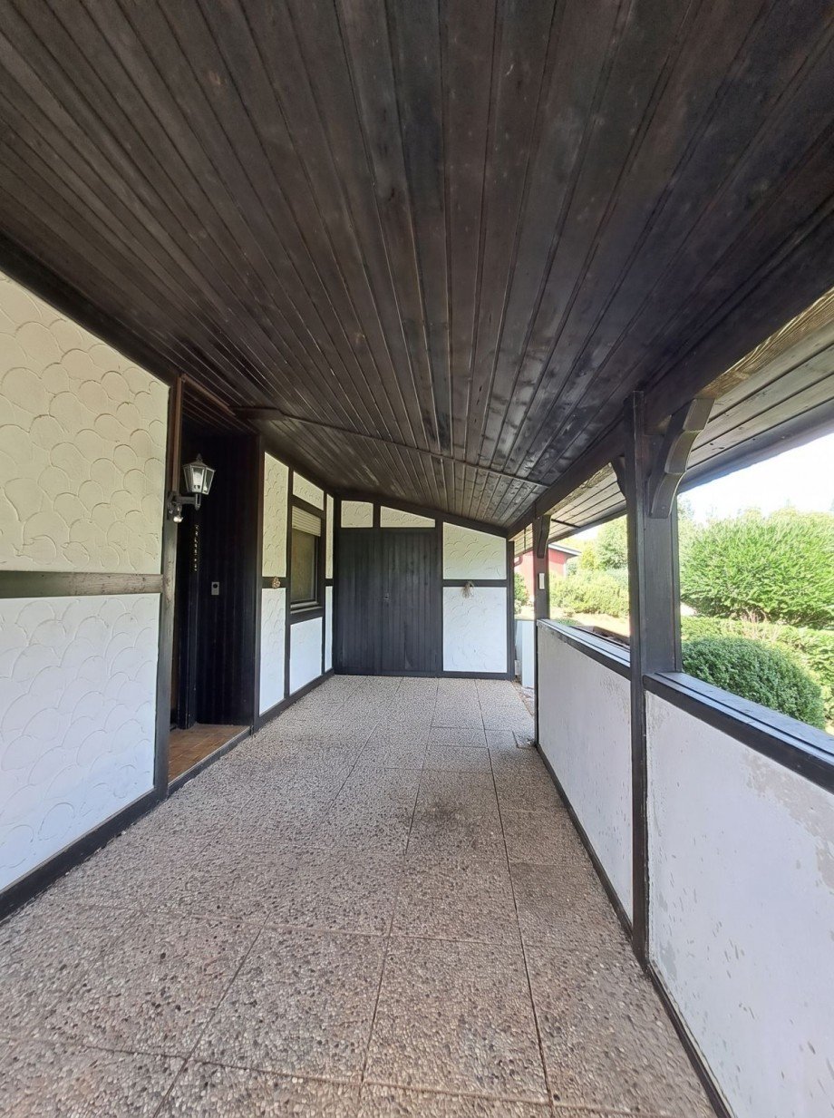 Windfang Einfamilienhaus Rheinb�llen
