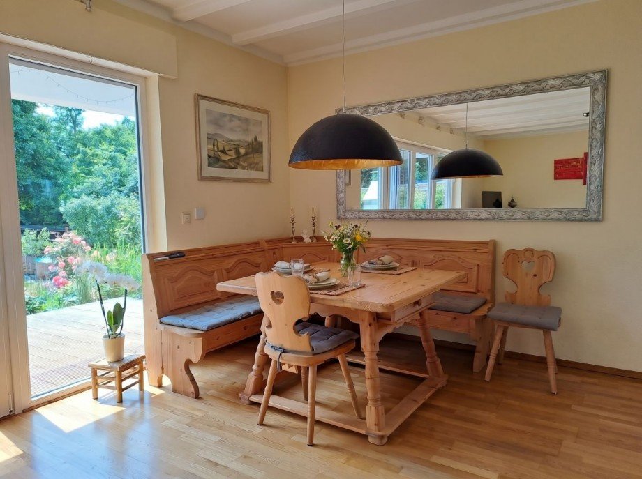 Essecke Haus Rheinb�llen