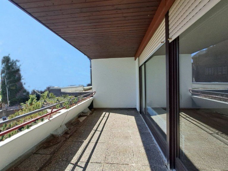 Balkon Rheinb�llen Etagenwohnung Modernisierte Wohnung mit Balkon + Garage