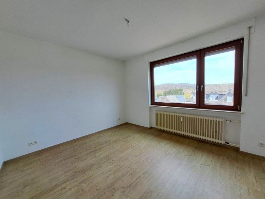 Zimmer Maisonettewohnung Rheinb�llen