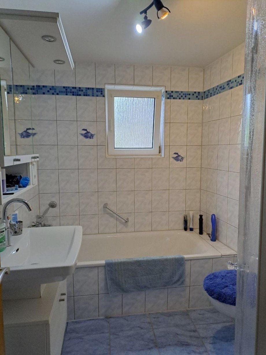 Bad EG Zweifamilienhaus Kappel